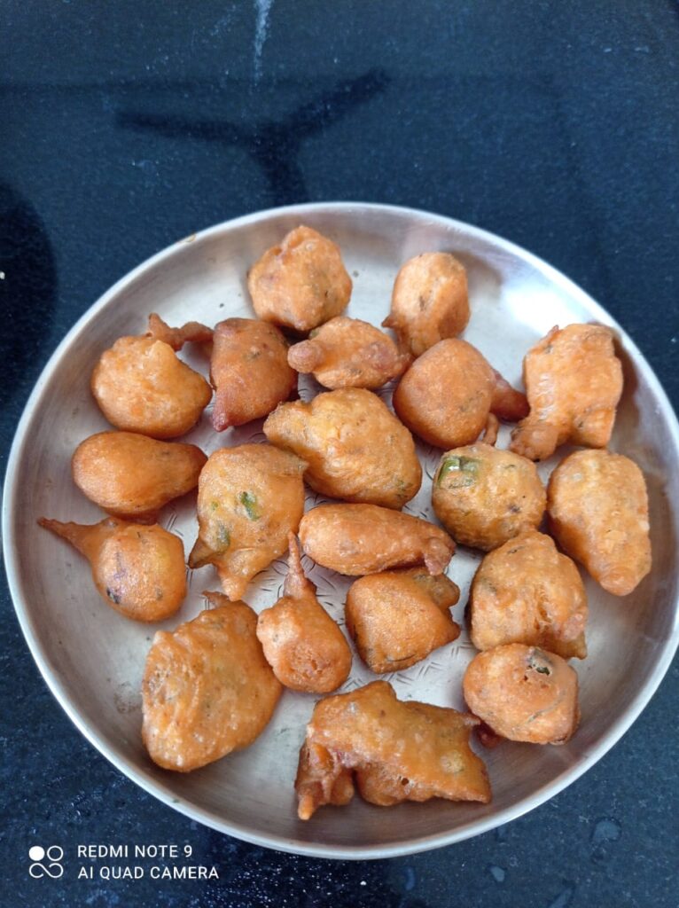 Mysore bajji By Pramila Goswami Tastyales